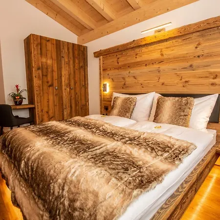 Palace Luxury Wellness Apartment And Boutique Hotel Ski-In-Out Saas Fee Exteriér fotografie