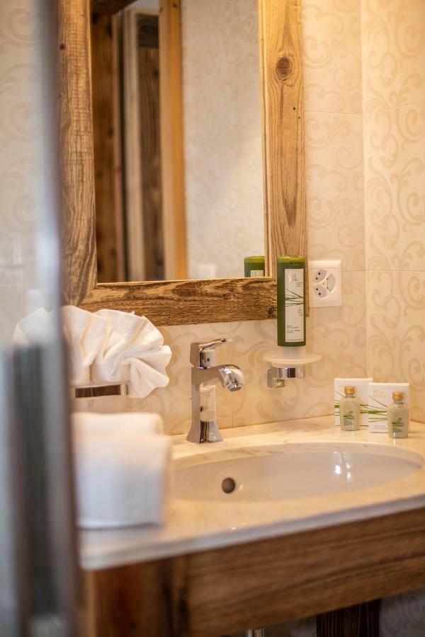 Palace Luxury Wellness And Boutique Ski-in-out Apartment Saas-Fee